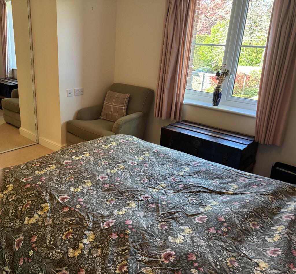 Additional image 13 of 9 Grange Court, 298 Warwick Road, Solihull, B92 7GL