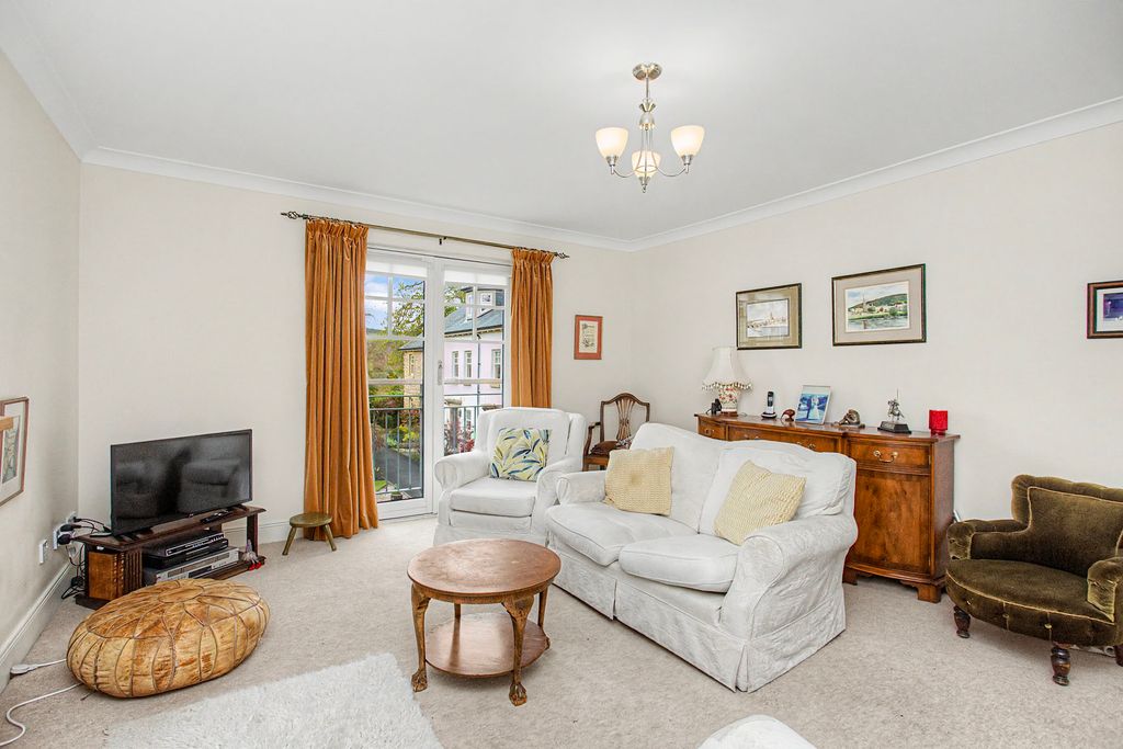 Additional image 3 of 2 bed flat for sale10 Provost Kirkpatrick Court, Peebles EH45