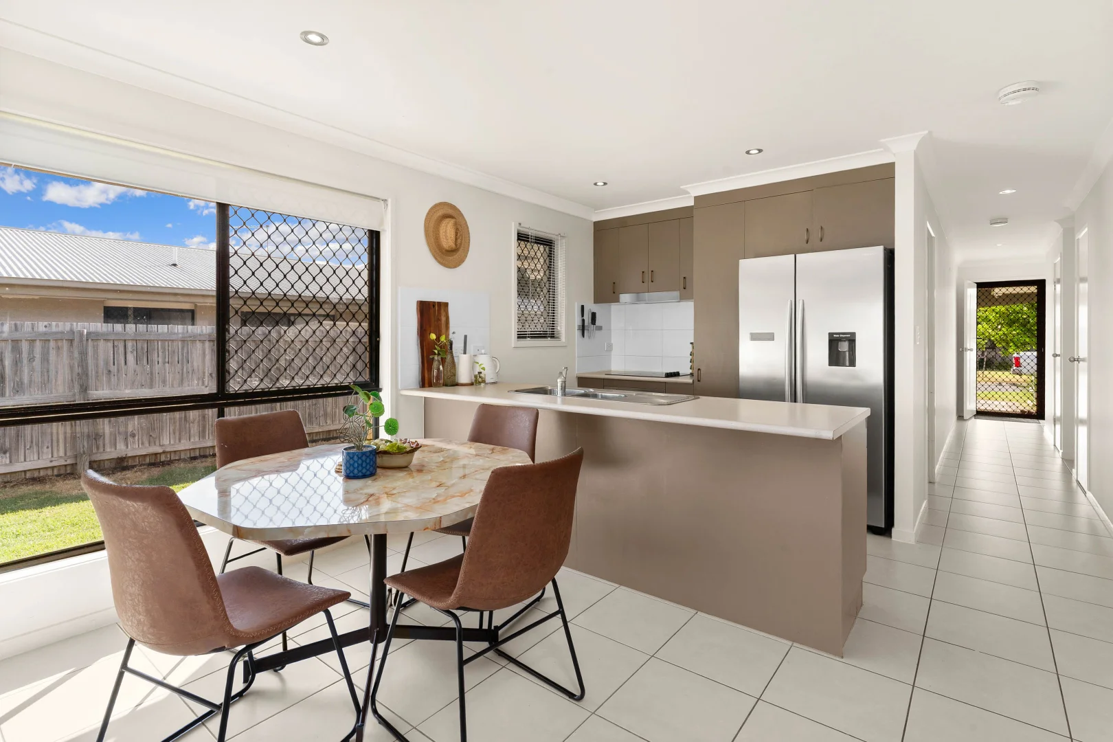 Additional image 2 of 14 Florida Crescent, Parkhurst QLD 4702