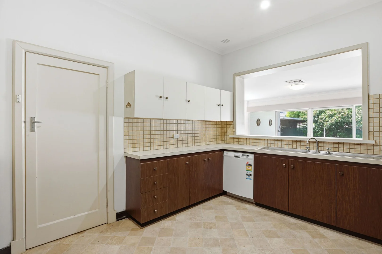 10 Alexander Road, Dalkeith WA 6009 photo 5