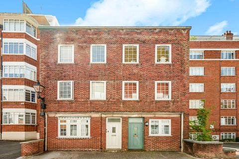 St. James's Terrace Mews, St Johns Wood, London NW8
