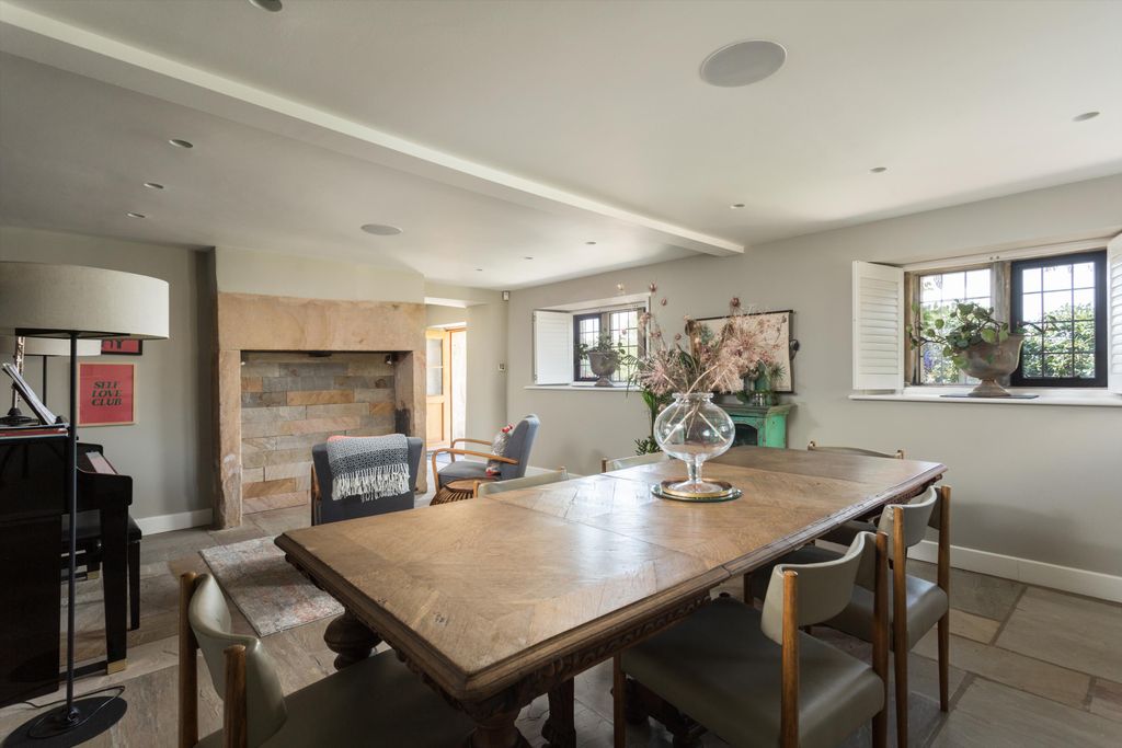 Additional image 9 of 6 bed detached house for saleHowhill Quarry Road, Beckwithshaw, Harrogate, North Yorkshire HG3