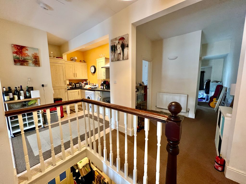 Additional image 4 of 2 bed flat for saleHarlaxton Road, Grantham NG31