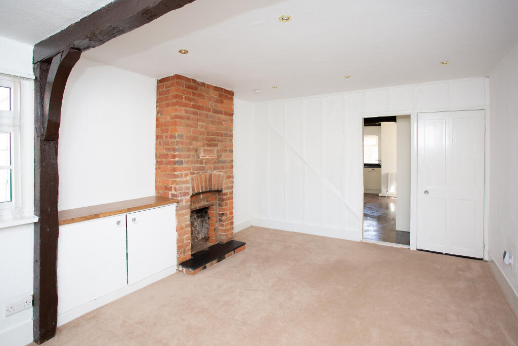 Mimram Road, Welwyn, Herts, AL6 photo 2