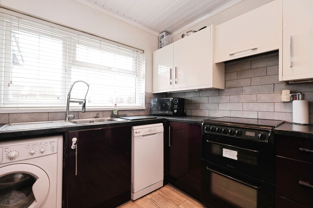 Additional image 5 of 3 bed semi-detached house for saleElgar Close, Blackwood NP12