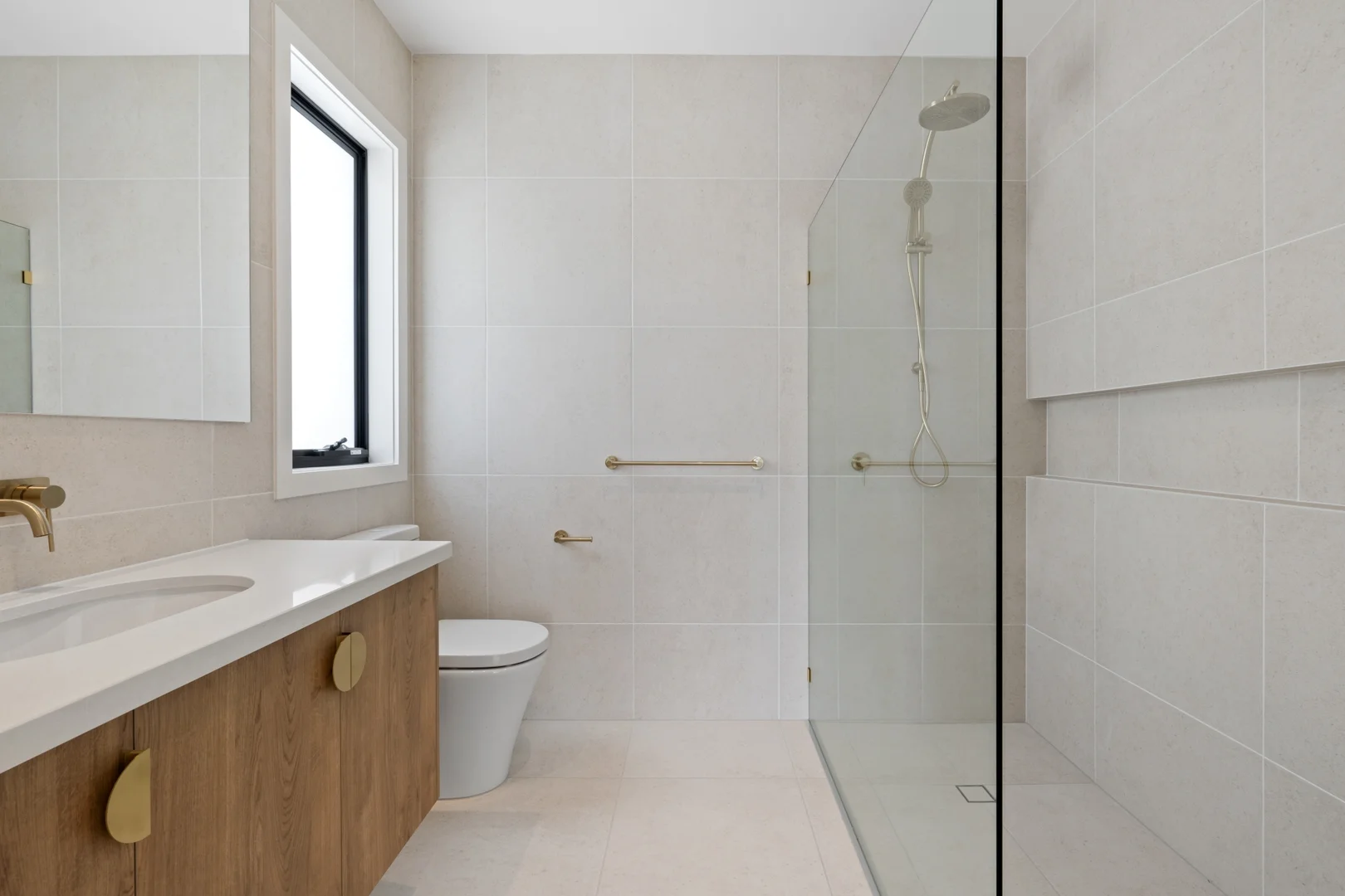 Additional image 29 of 8 Lake Serenity Boulevard, Helensvale QLD 4212