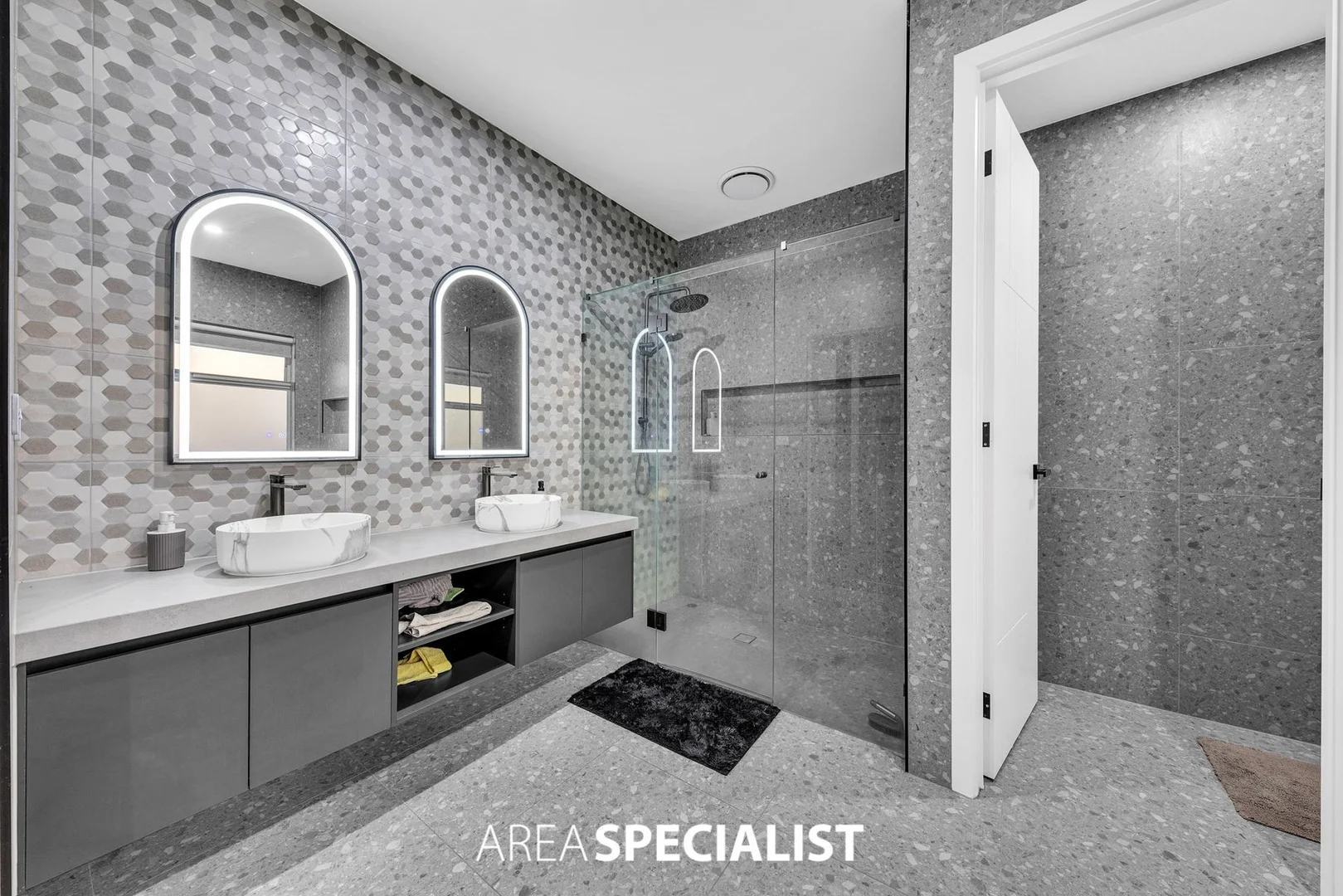 Additional image 14 of 129 Villa Doria Drive, Clyde North VIC 3978