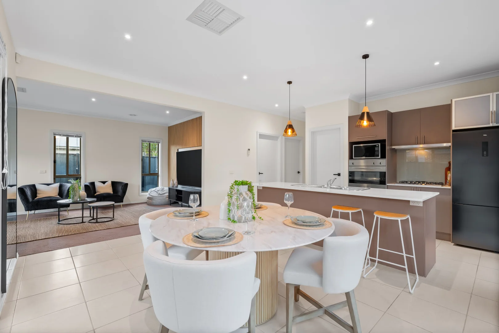 Additional image 2 of 12 Viridian Drive, Hillside VIC 3037