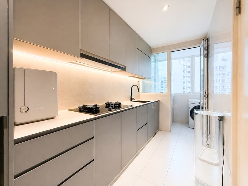11 Canberra Drive photo 2