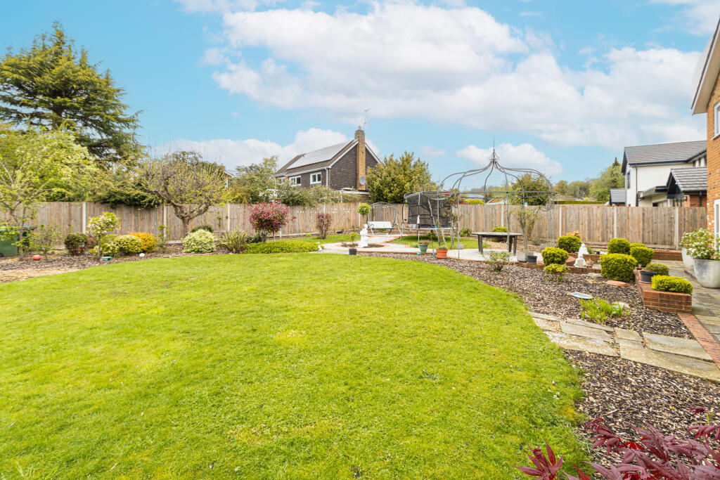Additional image 21 of Netherfield Road, Harpenden, Hertfordshire, AL5