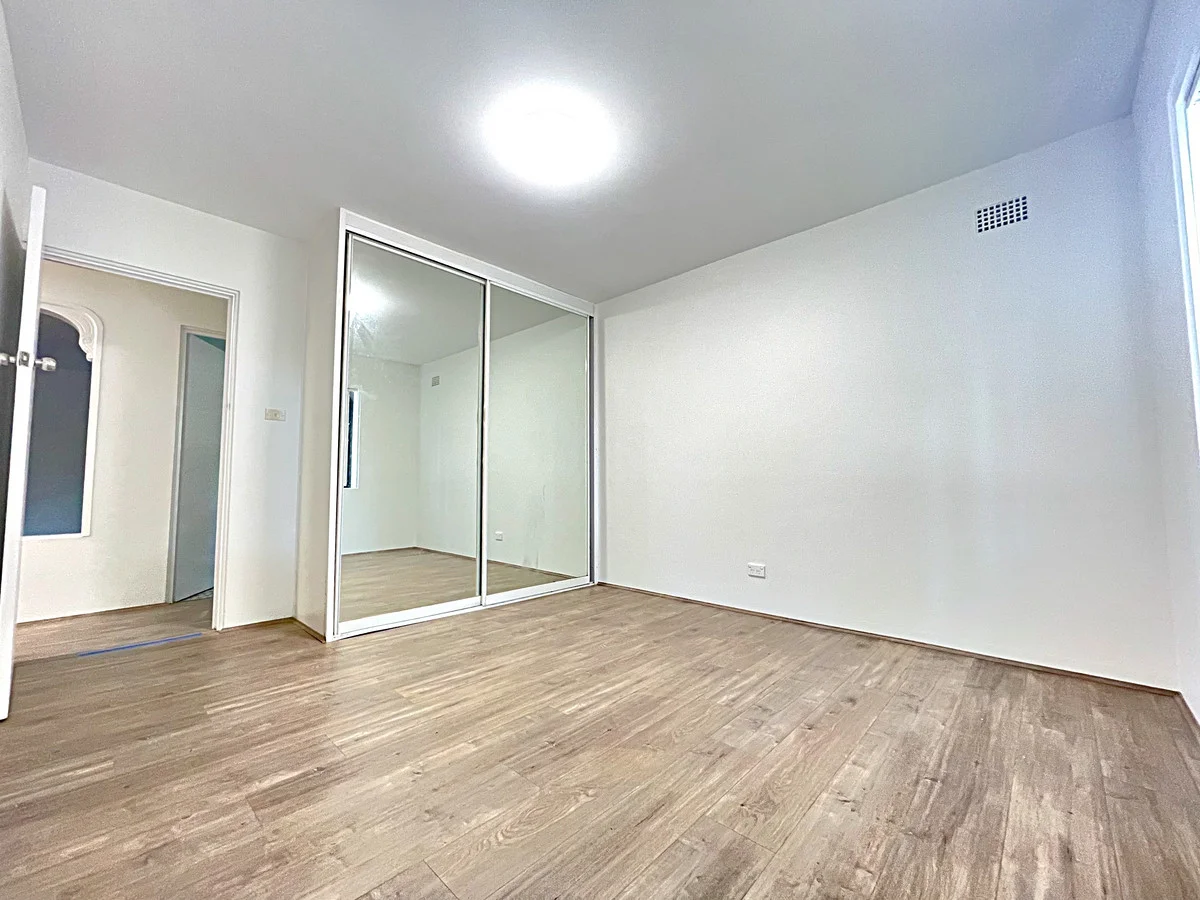 Additional image 2 of 2/5 Templeman Crescent, Hillsdale NSW 2036