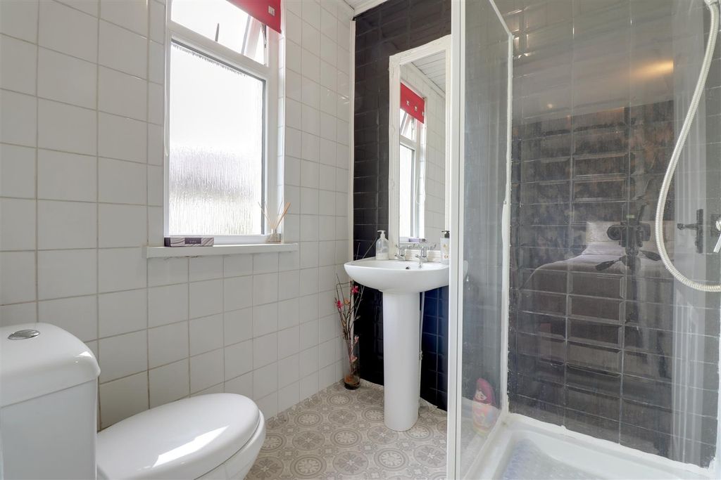 Additional image 15 of 4 bed bungalow for sale97 Donaghadee Road, Bangor BT20