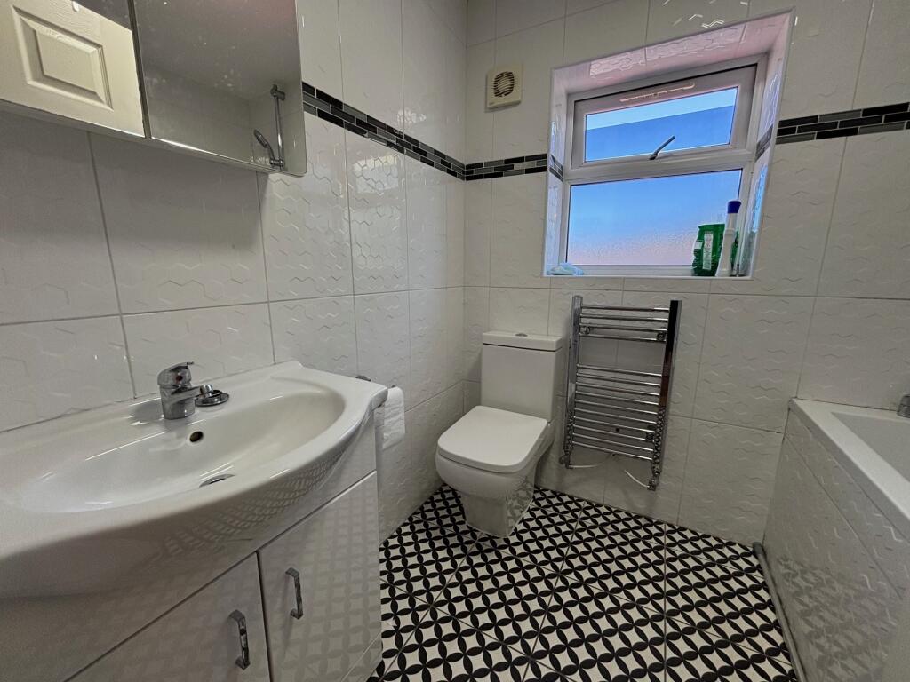 Additional image 6 of Wisley Way, B32