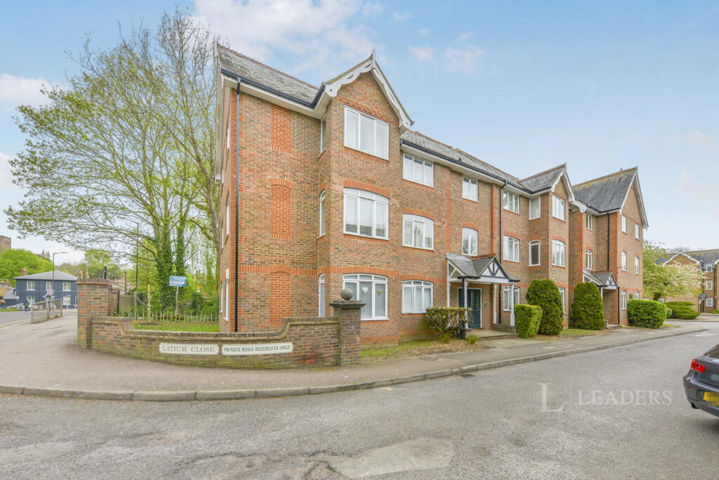 Latium Close, Holywell Hill, AL1