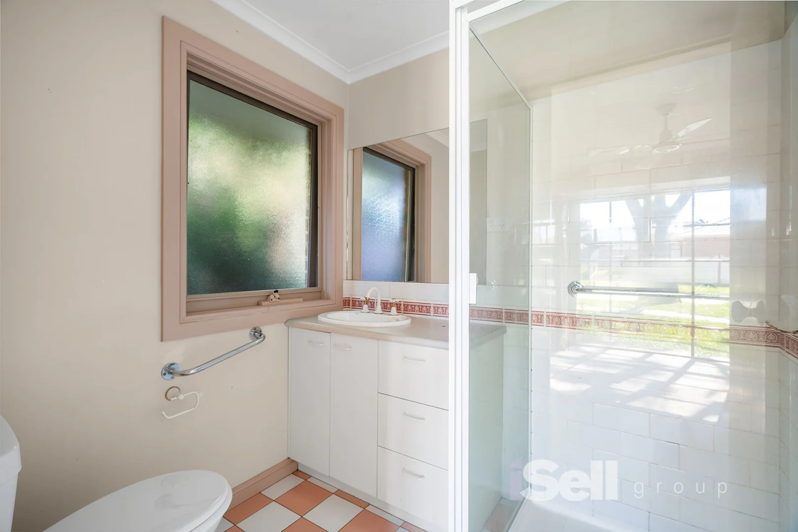 Additional image 7 of 33 Hedgeley Drive, Berwick VIC 3806