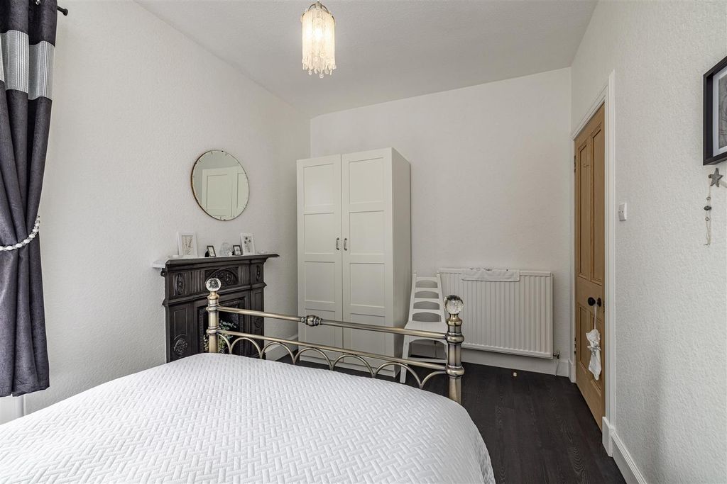 Additional image 11 of 4 bed flat for saleShawpark Road, Selkirk TD7
