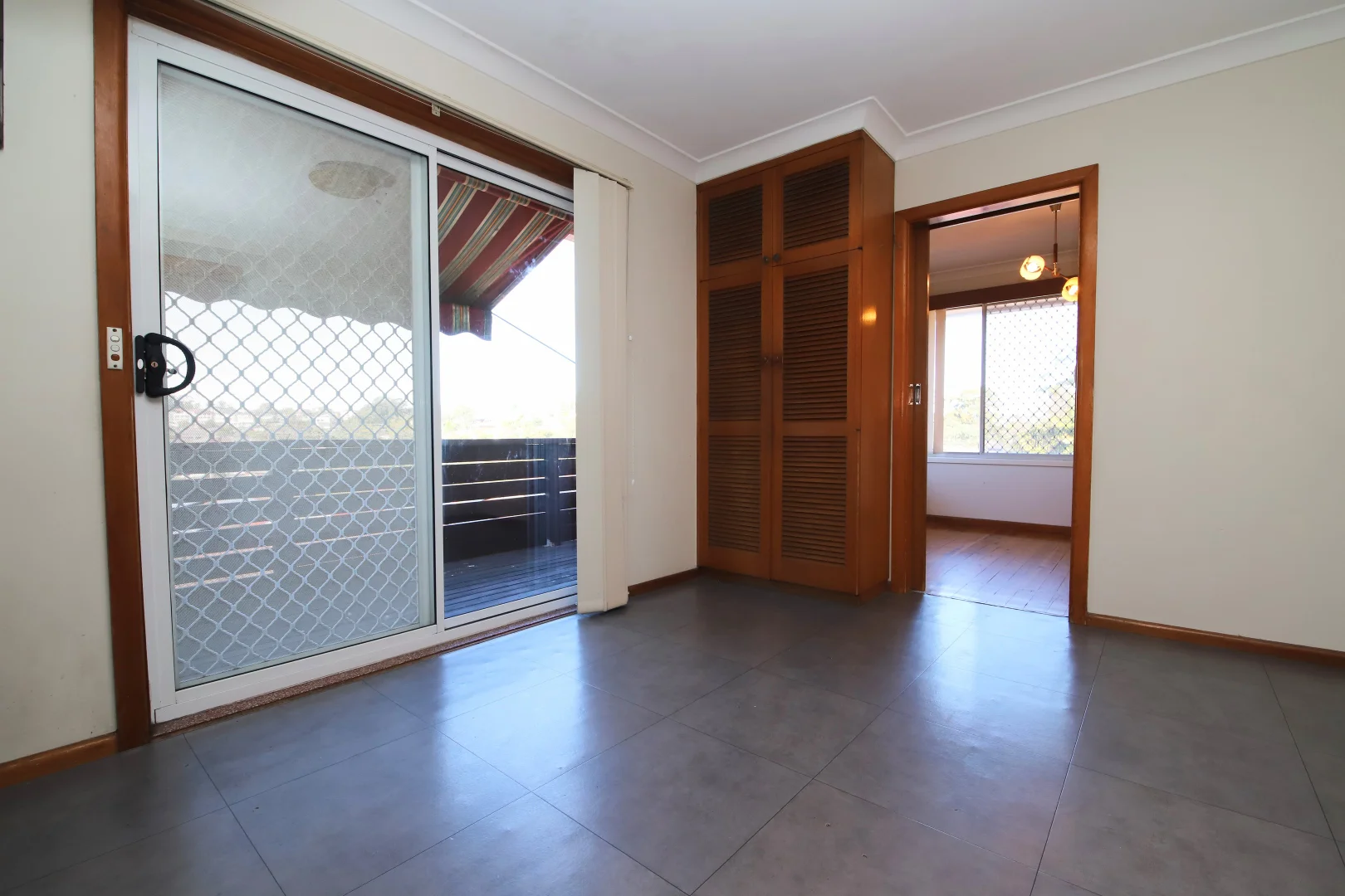 Additional image 7 of 39 Saric Avenue, Georges Hall NSW 2198