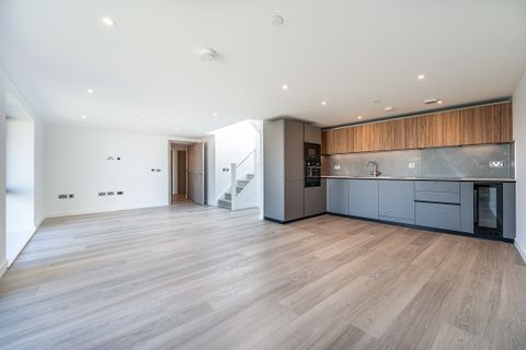 Horizon, Plough Road, London SW11, New home