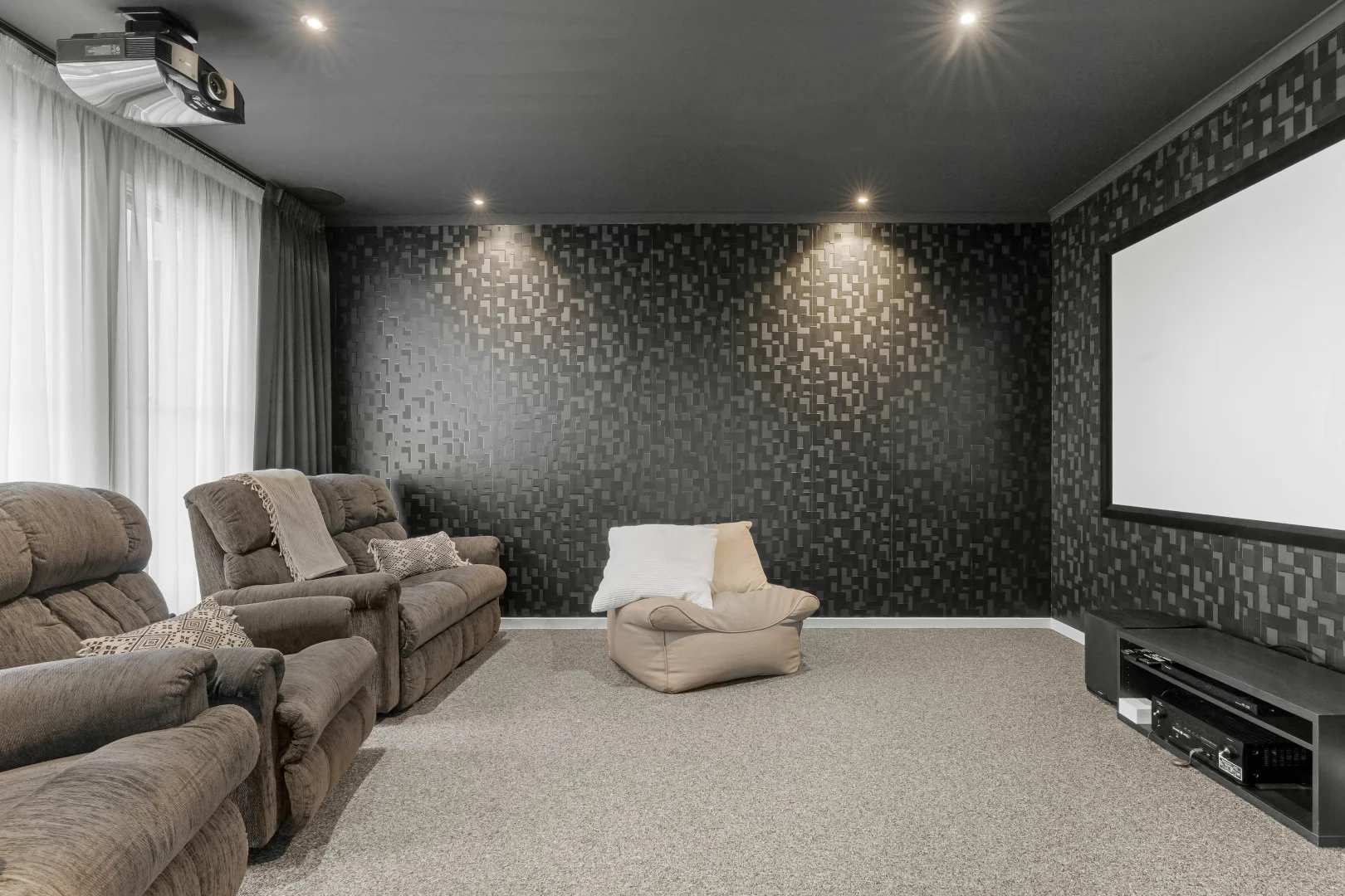 Additional image 5 of 10 Macquarie Parade, Meadows SA 5201