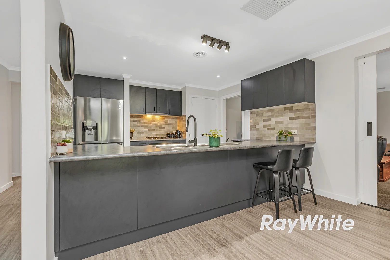 Additional image 11 of 1 Doyle Street, Rochester VIC 3561