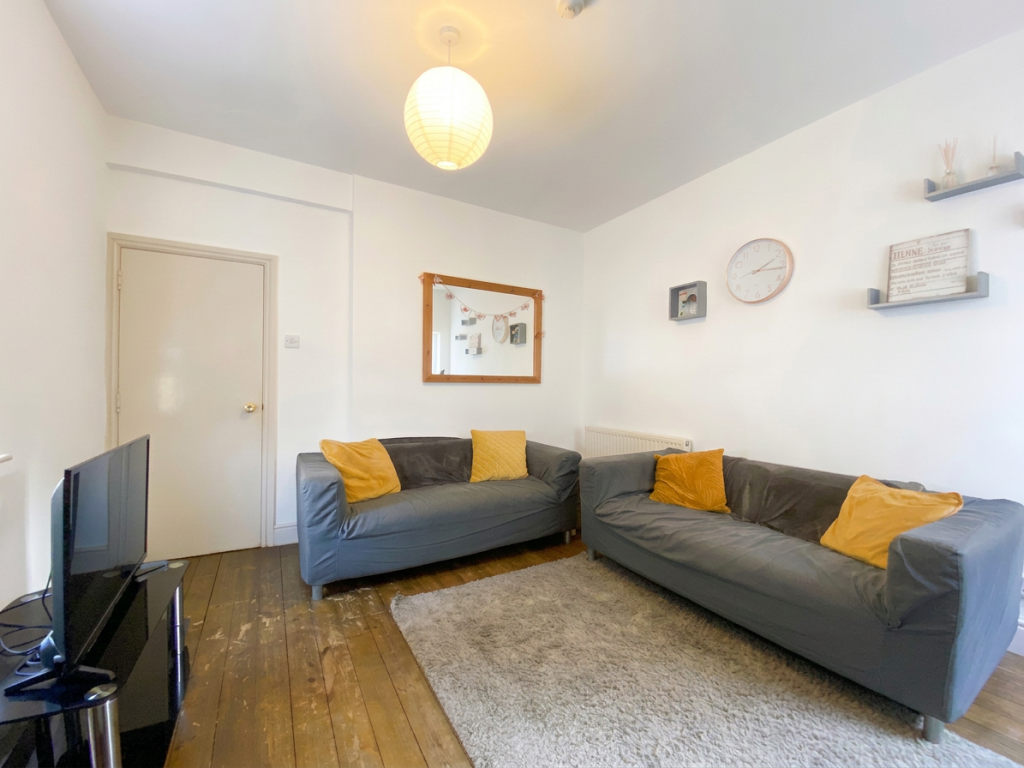 Additional image 2 of Daisy Road - 4 bed, Edgbaston, West Midlands, B16