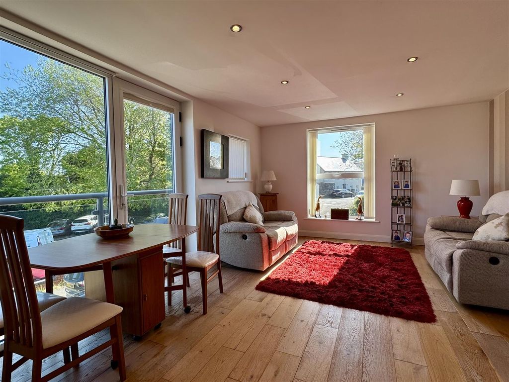 Additional image 12 of 2 bed flat for saleVauxhall Lane, Chepstow NP16