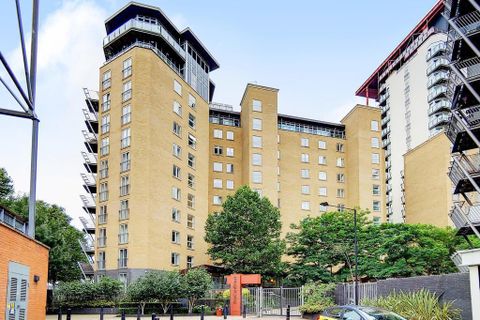Naxos Building, 1 Hutchings Street, Canary Wharf, London E14