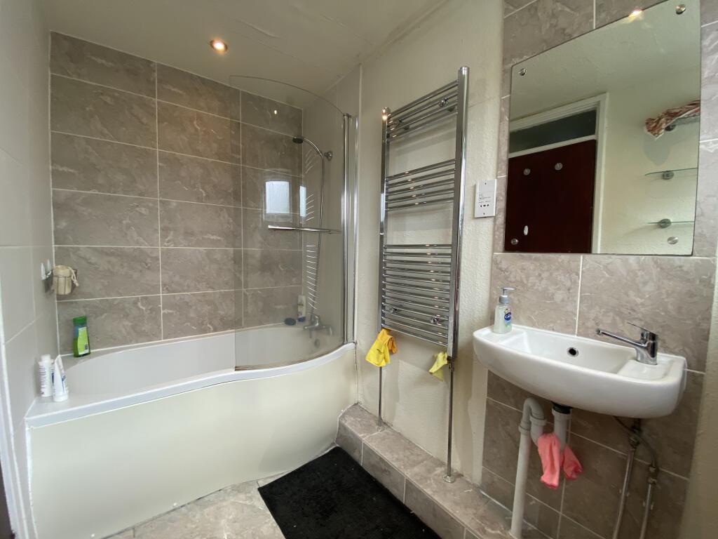 Additional image 10 of Rebecca Drive - 5 bed, Selly Oak, West Midlands, B29