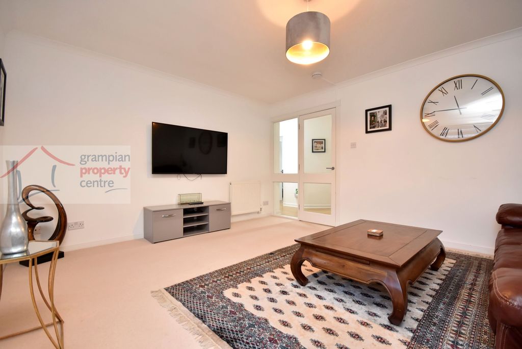 Additional image 5 of 2 bed flat for saleLesmurdie Court, Elgin IV30