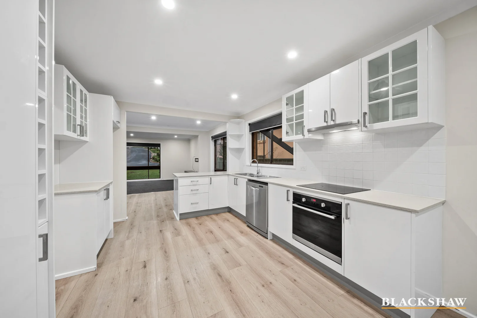 10 Beard Street, Karabar NSW 2620 photo 5