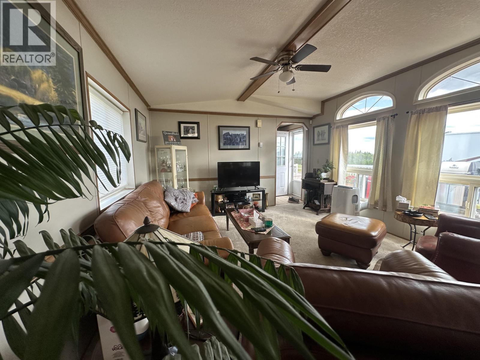 8805 PINE ROAD
