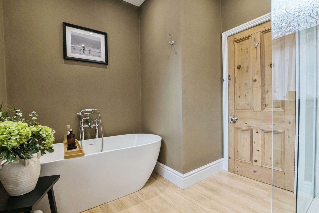 Additional image 23 of 4 bed terraced house for saleGlen Eldon Road, Lytham St. Annes FY8