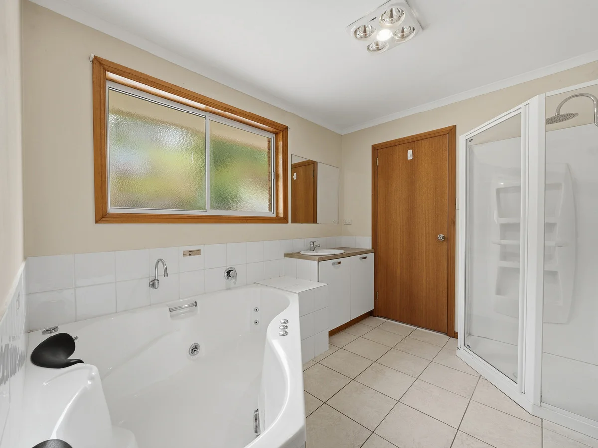Additional image 13 of 18 Grevillea Avenue, Old Beach TAS 7017
