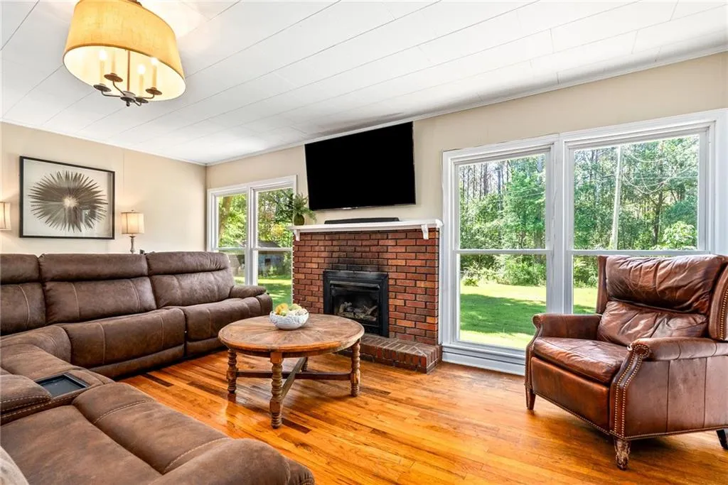 Additional image 6 of 1612 33rd Street, Valley, AL 36854
