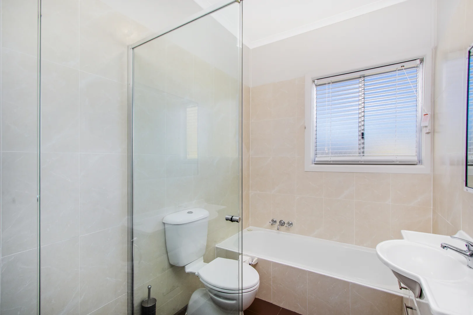Additional image 10 of 33 Petit Street, Yass NSW 2582