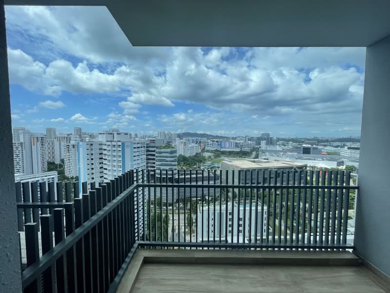 2 Gateway Drive photo 2
