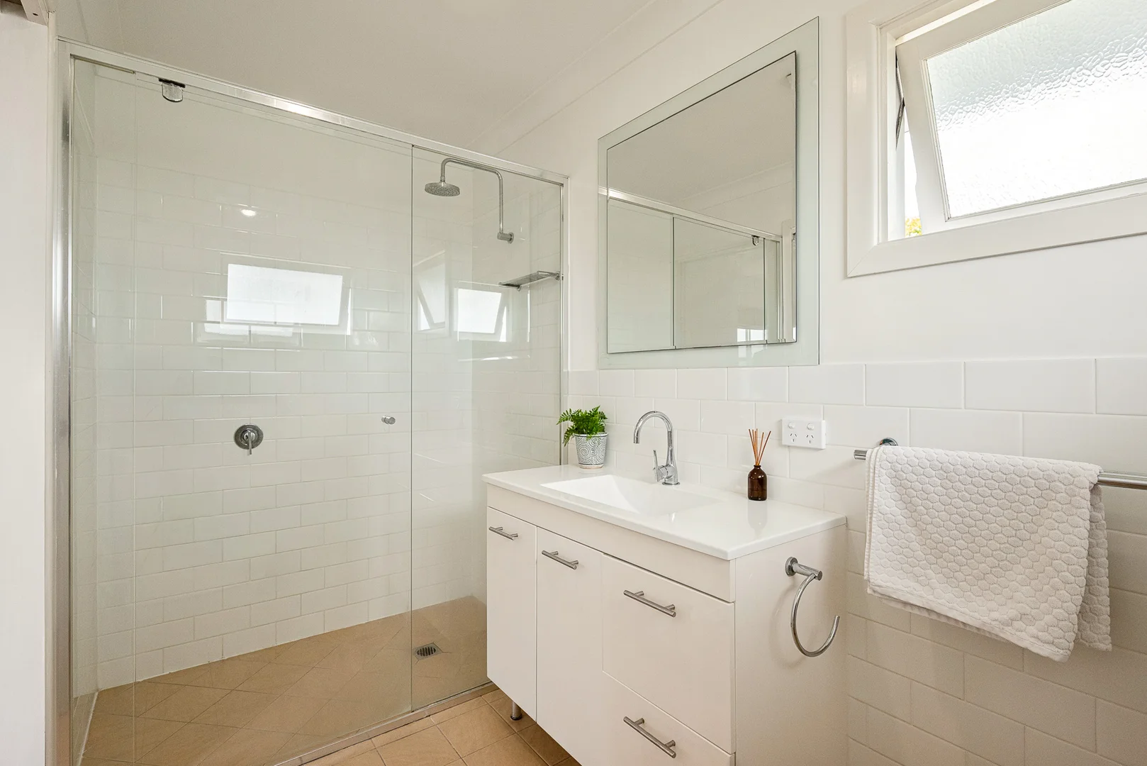 Additional image 9 of 6 Bernecker Street, Carina QLD 4152