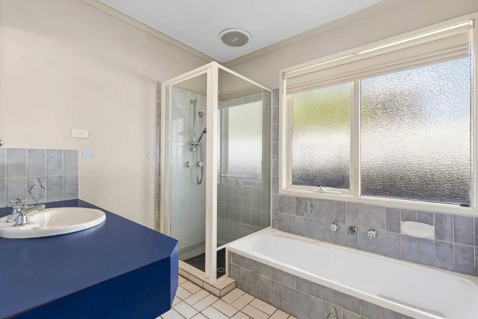 Additional image 10 of 48 Smeaton Close, Lara VIC 3212