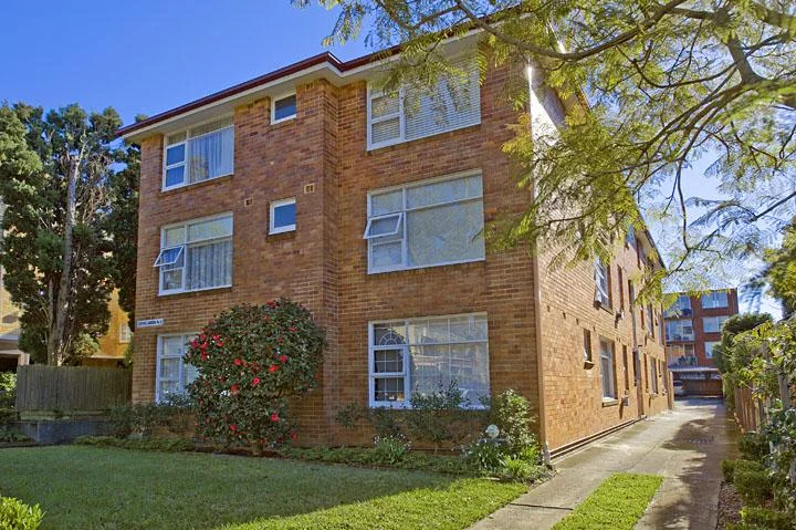 2/12 Clifford Street, Mosman NSW 2088