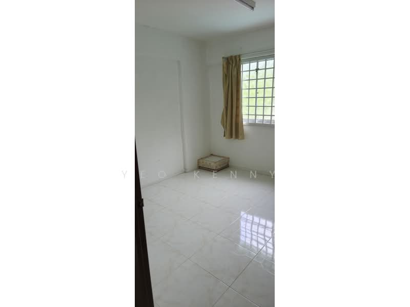445 Tampines Street 42 photo 3