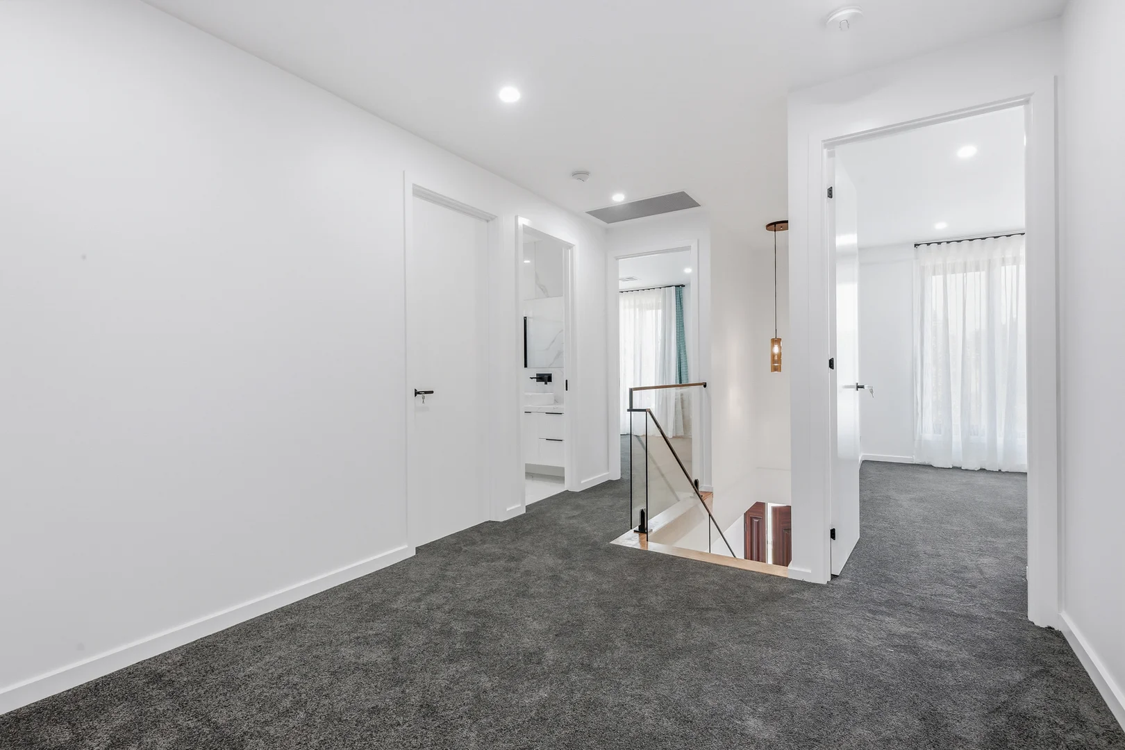 Additional image 8 of 8A Magnolia Avenue, Bentleigh East VIC 3165