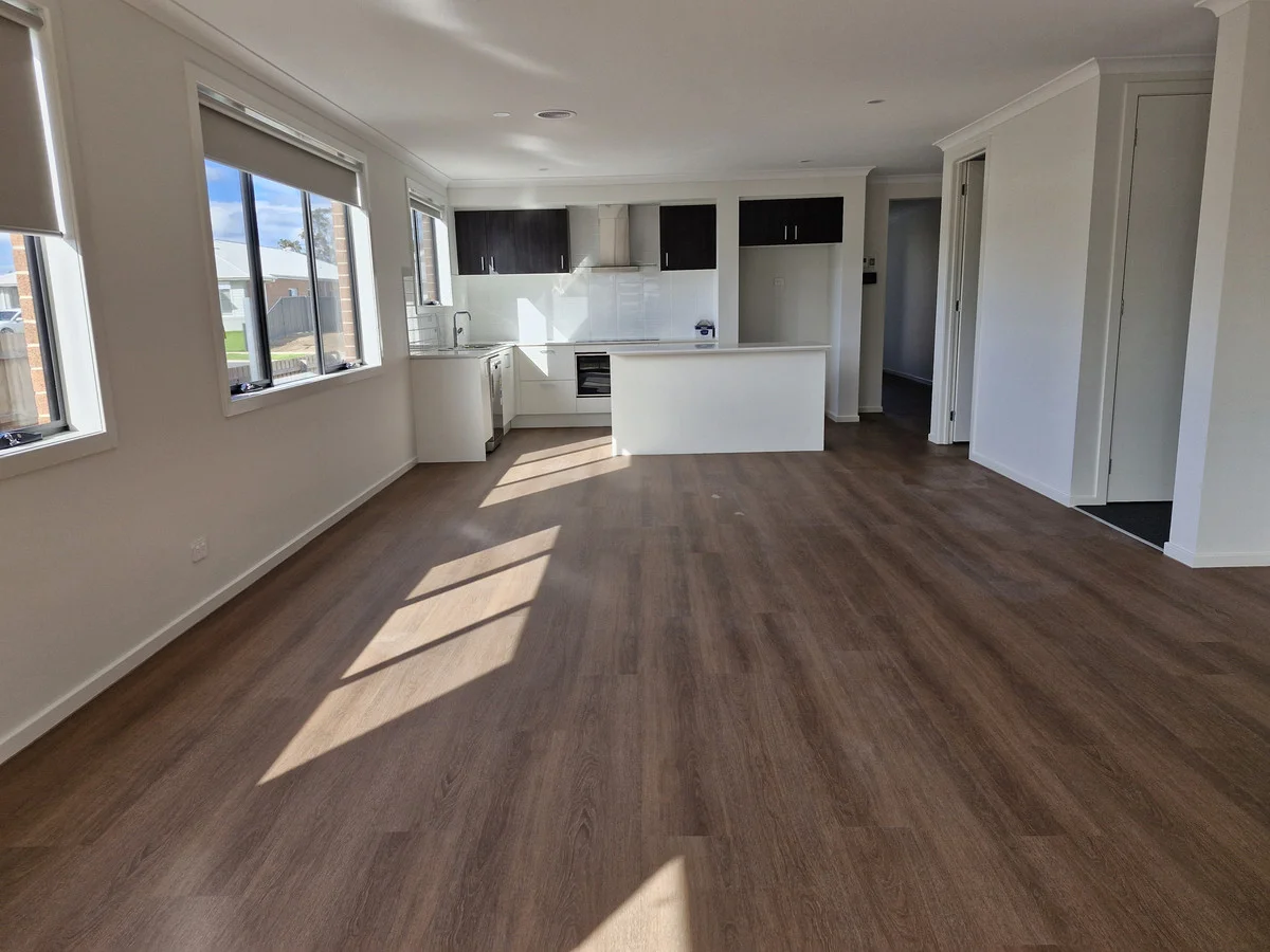 Additional image 2 of 43 Castleknock Drive, Glengarry VIC 3854