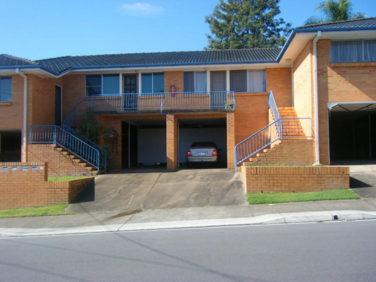 2/217 Juliette Street, Greenslopes QLD 4120