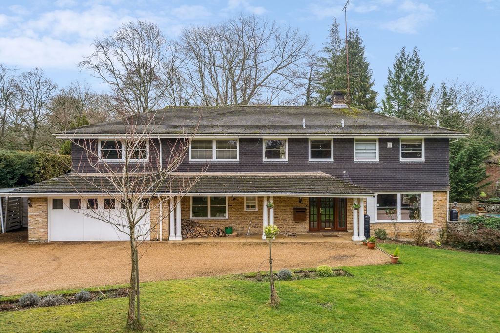 6 bed detached house for saleTemplewood Lane, Farnham Common SL2