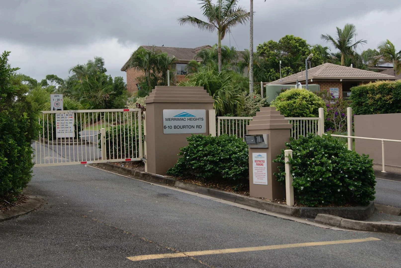 Bourton Road, Merrimac QLD 4226