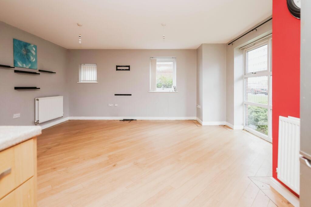 Starling Grove, Castle Bromwich, B36 photo 3