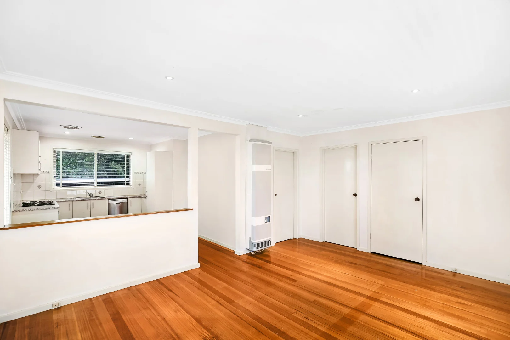 Additional image 3 of 1/53 Deavonshire Road, Watsonia VIC 3087