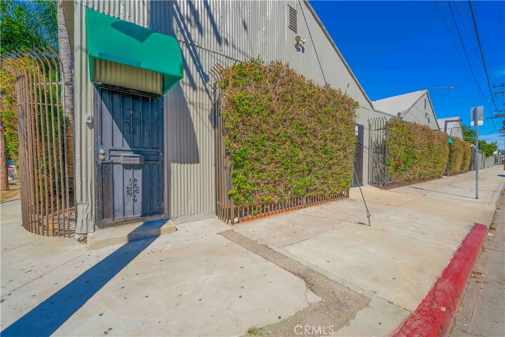 Additional image 53 of 6009 Wilmington Avenue, Los Angeles, CA 90001