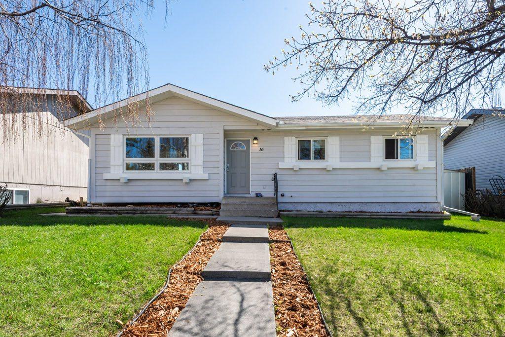 16 Alcock Close, Okotoks, AB, T1S 1H1