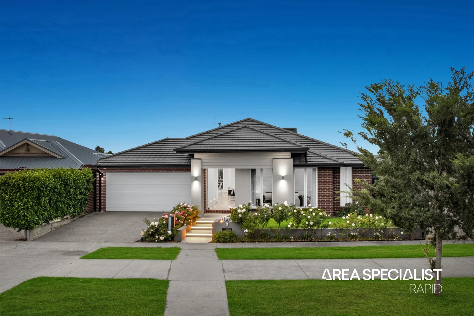 4 Thoroughbred Drive, Clyde North VIC 3978
